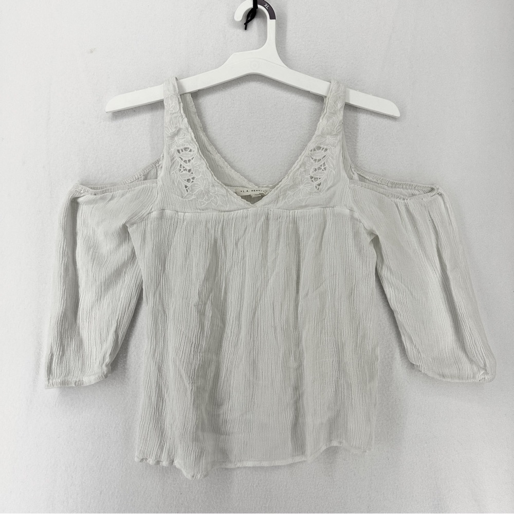 LA Hearts Cold Shoulder Blouse Lace Woman’s Medium White